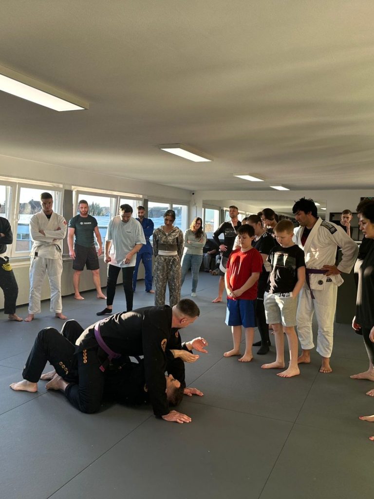 Tag der offenen Tür Kampfsport Selbstverteidigung Brazilian Jiu Jitsu in Euskirchen Millennium Fight Club